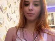 The-Cute-Mouse первый раз раздевается на камеру,новенькая