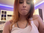 The-Cute-Mouse первый раз раздевается на камеру,новенькая