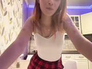 The-Cute-Mouse первый раз раздевается на камеру,новенькая