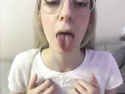 MisaMarkisa просит кончить в ротик