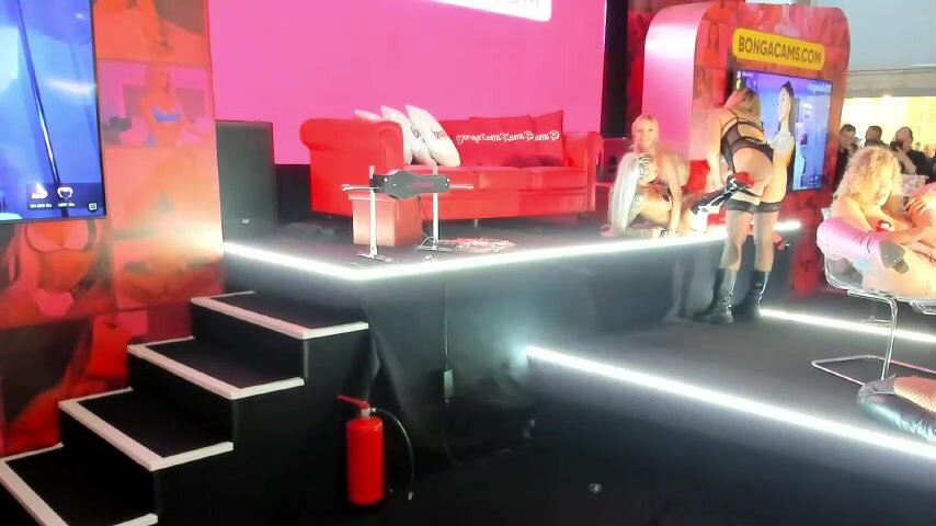 Онлайн-эровидеочат с LexiCoco на BongaCams 2024-10-26 16_50 (1)