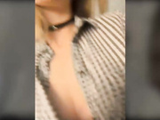 Witch_peach в колготках дома-2