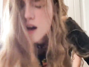 ДЕВИЦА ТРАХАЕТСЯ