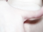 ДЕВИЦА ДРОЧИТ