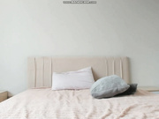 sweetyvikki - сексуальные изгибы и нежно выбритая киска