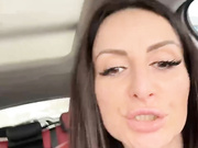 -AnnaMaria- - ласкает свою горячую киску в машине