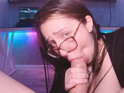 Sweetpussy1311s кормящие сиси и минетик с молочком