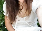 ДЕВИЦА ДРОЧИТ