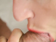 ДЕВИЦА ОТСОСАЛА