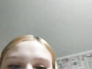 ДЕВИЦА ДРОЧИТ