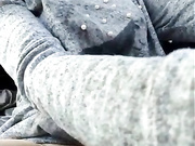 ДЕВИЦА ДРОЧИТ