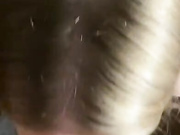 ДЕВИЦА ОТСОСАЛА