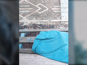 MedSEEXtri4ka на скамеечке у дома