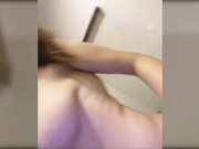 meforryou в туалете обнаженная в колготках