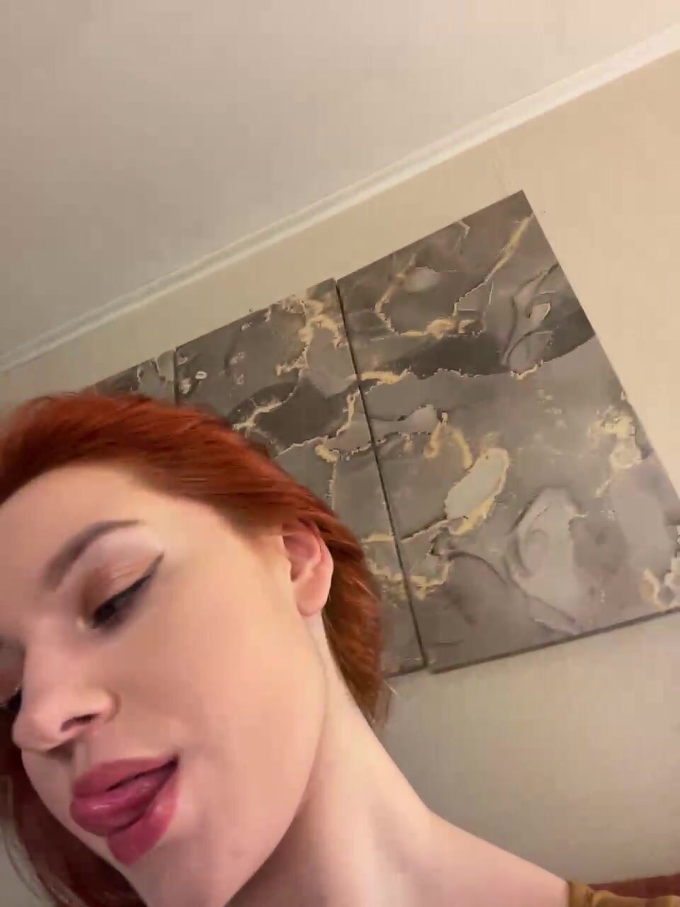 1Aariella1