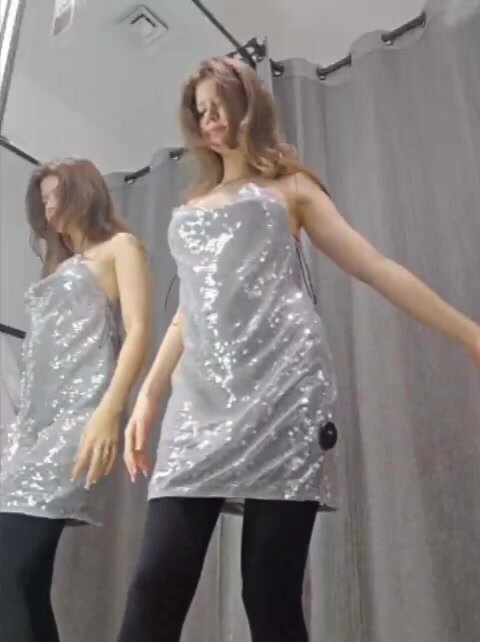 lilolumofficially - милашка в примерочной