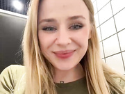 Elegant_babe