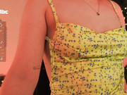 _Q_ стриптиз