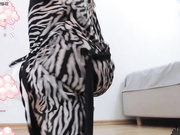 Skyqueenii стрип и сиськи в масле