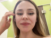 Elegant_babe