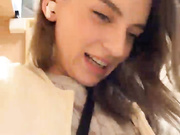 -AngelAri-