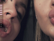 VividGirlss лесби сучки ласкаются