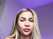 Baby-face сисястая блонда