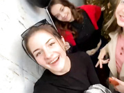 веселые девки