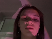 AlodieCrumbls ⭐️дрочит в подъезде