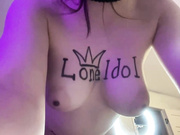 LallyRose трахает свою шлюшку