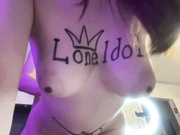 LallyRose трахает свою шлюшку