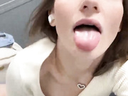 -AngelAri-