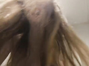 Lisichka трахает попку в душе