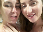 веселые девки