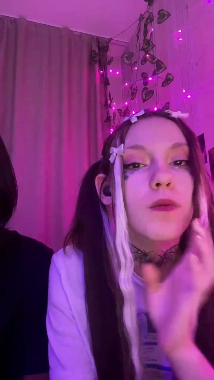 Molly-and-Ewa