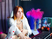 AngelaRoy - болтает и трёт дилдо о свои большие сиськи