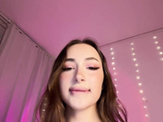 Amiiraa трахает сеяб пальчиками