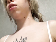 Whiskasks студентка берет в рот