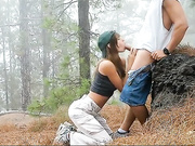 ДЕВИЦА ОТСОСАЛА