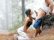 ДЕВИЦА ОТСОСАЛА