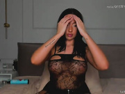 Qsstess - дилдо и Доми в киске ..HOT HOT