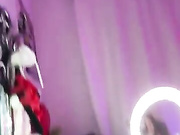 ДЕВИЦА САМА СЕБЯ ТРАХАЕТ