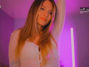 D_i_aM засветила трусики во время танца-2