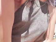 ДЕВИЦА ДРОЧИТ