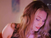 D_i_aM апскирт в колготках со швом