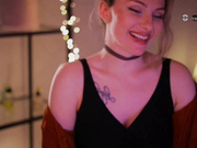 D_i_aM апскирт в колготках со швом