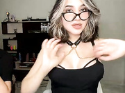 новые сиськи yololove она же Honey_buns сосёт