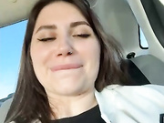 Girls-Leia в такси