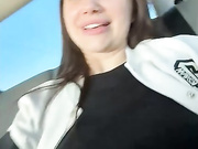 Girls-Leia в такси