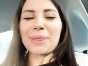 Girls-Leia в такси